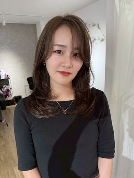 エトワ 中央店(etoi) 大分ハッシュカット胸上鎖骨下ミディアムレイヤースタイルかるめ
