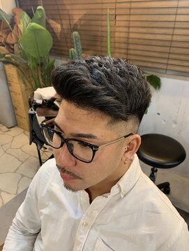 メンズ ラピス(Men's Lapis) フェードポンパ