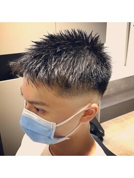 リンカラン トロワ(LINGKARAN Trois) スキンフェード