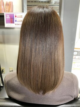 ジェリカ(Jlica) くすみベージュ×インナーホワイトグレー