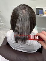 GBG 自由が丘 *After→Before*右スワイプ【白髪ぼかし脱白髪染めハイライト】