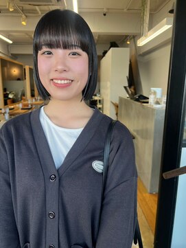 フィルム(FiLMs) 艶髪◆切りっぱなしボブ