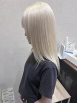 ミノリ(Minori) ホワイトブロンド