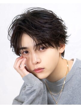 オーシャントーキョー 渋谷神南(OCEAN TOKYO) フェザーショートツーブロック