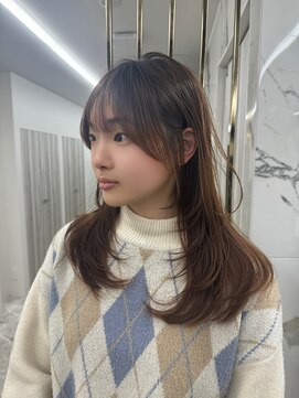 メゾン(Maison) 神戸　三宮　韓国レイヤーカット　顔周りカット