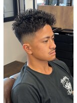 バタクラン(BATACLAN)&nbsp;クラッシュパーマ/フェード/メンズカット/メンズ/メンズサロン