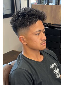 バタクラン(BATACLAN) クラッシュパーマ/フェード/メンズカット/メンズ/メンズサロン