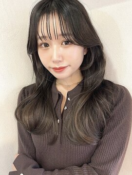 リコバイアフロート(riko by afloat) 韓国風ヘア/フェイスレイヤー/エギョモリ/大人フェミニン