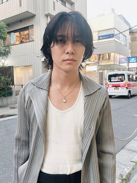 メゾンアクア 表参道(Maison ACQUA) =メンズボブ/フェザーパーマ／MEN’S HAIR/ブルーブラック