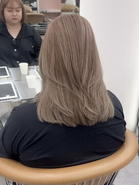 ロンドリゼル 札幌(Lond RiseL) ◯ オリーブグレー/韓国/レイヤーカット/髪質改善/縮毛矯正/札幌
