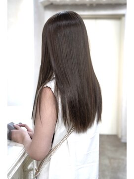 アリー 原宿 表参道(ALLY) ALLY宍戸 ショコラグレージュで柔らかさと艶を