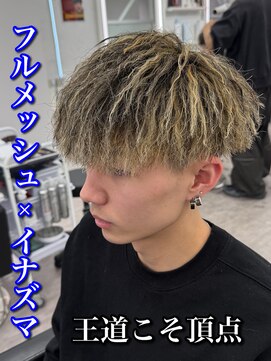 ルースト 心斎橋店(ROOST) MEN’S HAIR/サーフカール/刈り上げセンターパート/心斎橋