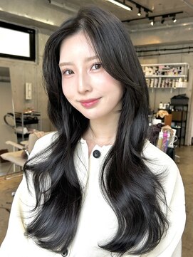 エインアンリー 明治神宮前(AIN.ANLY.) ダークアッシュくびれヘア色気似合わせカット