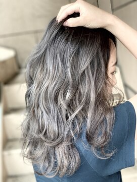 アフィナー(Afinar) 【hiro colors】バレイヤージュ×White silver