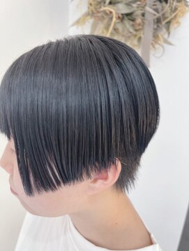 ダンクレスト(Daan Crest) 【黒髪】×【ハンサムショート】