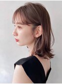 美髪バニラベージュミントアッシュ艶感フェミニン斜めバング