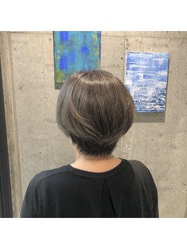 リュネッツ あざみ野店(lunettes) 【白髪ぼかし】グレージュ×丸みショートボブ