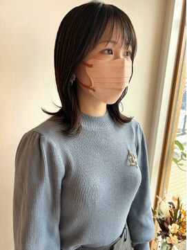 ツイギー 宮西店(TWiGGY) シースルーバングに外ハネミディ