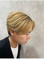 ヘアーワークス ボナ(HAIR WORKS bona.) 前下がり毛流れセンターパート ハイライトカラー　韓国風