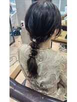 フーリィー(fully)&nbsp;暗髪でも華やかあみおろしアレンジ