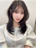 大人上品なナチュラルハッシュカット