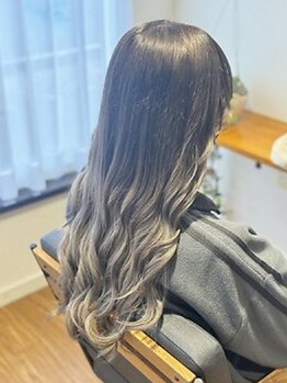 ヘアーサロン ココペリ(HAIR SALON KokopeLLi)の写真/抜け感×透明感でワンランク上の自分へ。KokopeLLiの似合わせデザインカラーで旬のスタイルが叶う！