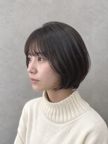 エニル 春日部店(enil)&nbsp;◎くびれ×丸みで魅せる、首元美人なショートボブ◎