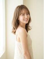 ティータ(teeta)&nbsp;【イエベ春】30代上品韓国くびれミディ×ミルクティー