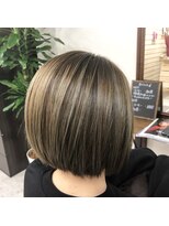 美容室ふうたん&nbsp;ハイライトベージュアッシュ