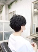 くせ毛を生かしたショートボブ　耳かけ　30代40代50代