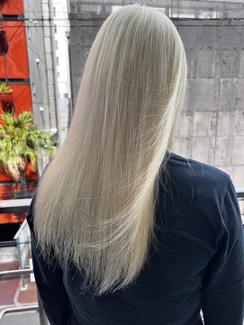 シィーム(cime) ホワイトブロンドカラー