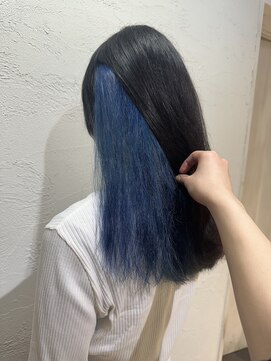 アジールヘア 池袋東口店(agir hair) 20代30代エアリーロング透明感★ブルーインナーカラー卵型池袋