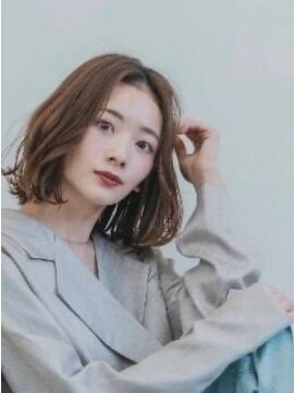 ヴィーナス 神辺店(Ve-nus) センターパートツヤ髪ニュアンスパーマ小顔似合わせ大人可愛い