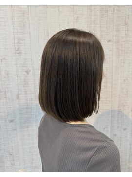 ヴィサージュ(VISAGE) アレンジ簡単ボブ