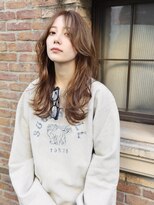 オグジュアリー 表参道(aux.)&nbsp;レイヤーカット　ラフな動きのあるトレンドスタイル