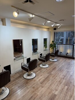 ヘアー フラップ(HAIR FLAP)の写真/【二子玉川駅徒歩3分/駐車場あり】アットホームなマンツーマンサロン＊癒しのサロンタイムをご提供＊