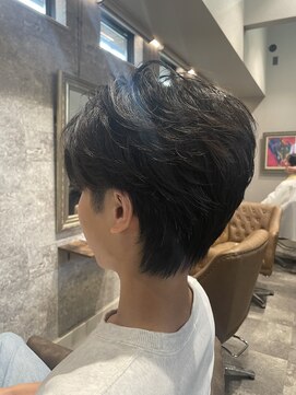 ロア ファーストクラス(LORE.first class) 360度　シルエット優勝パーマ