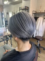 アルレン(Allen)&nbsp;グレーシルバー【宇都宮/ショート/白髪ぼかし】