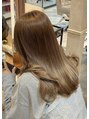 アマンヘアーイースト 吉祥寺東口店(Aman hair-e)&nbsp;オリーブベージュ「ブリーチなし」で透明感×艶ある柔らかカラー