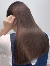 《＊ブラウンベージュ＊》いつものブラウンカラーに透明感をプラス♪日常に溶け込む万能カラー［髪質改善］