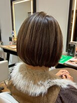 ジュイール(jouir)&nbsp;三鷹白髪ぼかしハイライトショートボブウルフショートカット韓国