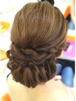 ブリエ(briller)&nbsp;ブリエ★結婚式★海外セレブ　ロールアップ