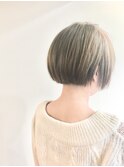 ハイトーンショートボブ