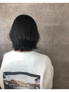 アンダーバーホワイト 金沢店(_WHITE) ワンレン外ハネボブ