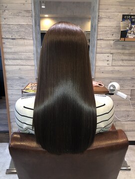 エスト(est) 【est 新宿】NTURAL  酸熱トリートメント 美髪×ストレート