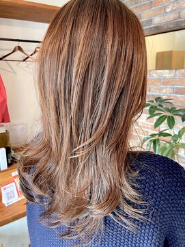 ヘアーメイク リタ(hair make Rita) レイヤーを入れてひし形シルエットのセミロング