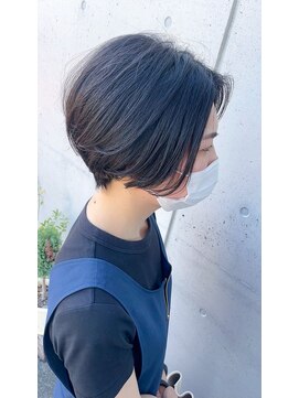 アチーブ ヘア デザイン(achieve hair design) スッキリくびれショートボブ前下がりセンターパート 黒髪暗髪