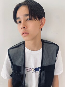 リット×ベリエ(Lit.×belier) ツーブロック/センターパート/ニュアンスパーマ[薩摩川内]