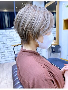 バンプ ギンザ(BUMP GINZA) 30代/40代/50代・絶壁解消・小顔前下がりショートボブ【中村】