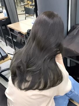 アリュウル 表参道(ALLURE) 小顔に見えるくびれヘア　レイヤーカット　透明感カラー　KAKO